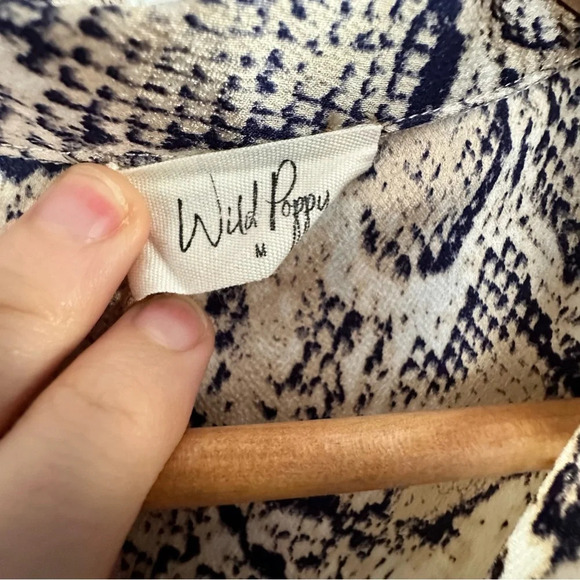 Wild Poppy Snake print lightweight button up blouse Size: M - Picture 3 of 4